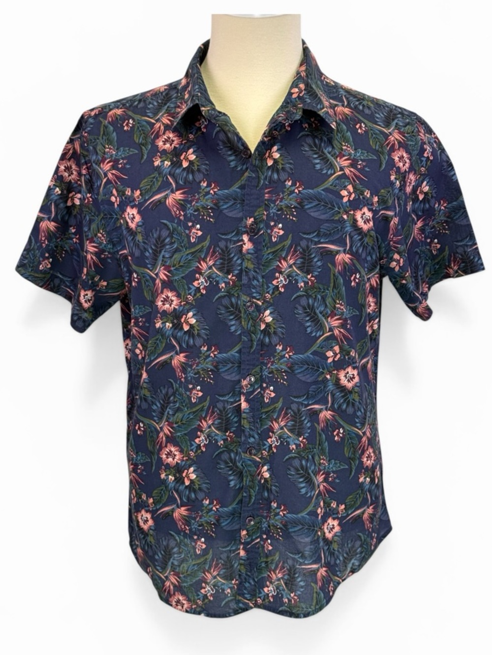 Guess Men's Tropical Blue Pink Floral Hawaiian Short Sleeve Shirt Size L